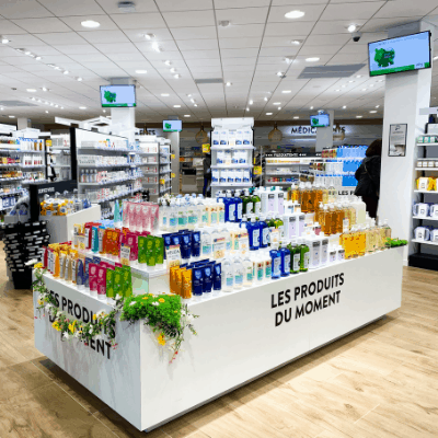 Behind the scenes at a French pharmacy (VIDEO)