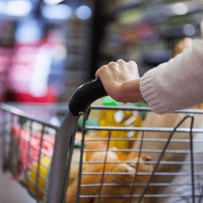 11 Surprising differences between French grocery stores & American ones